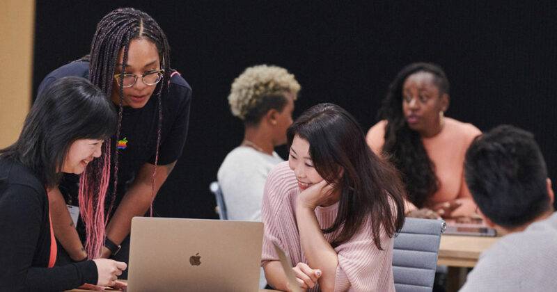 Apple Entrepreneur Camp for Female Founders 2022